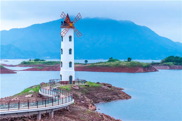 Озеро Тысячи Островов - Цяньдаоху