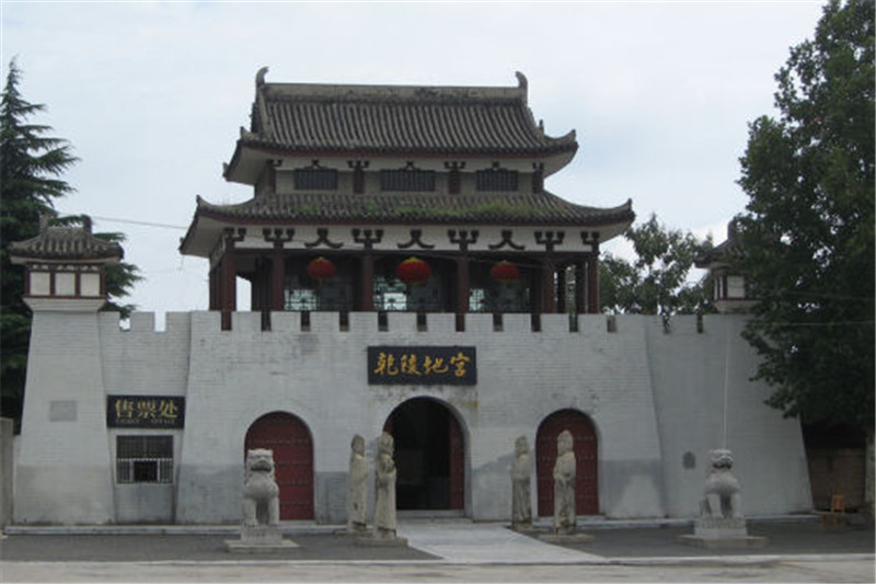 Мавзолей Цяньлин в Сиане